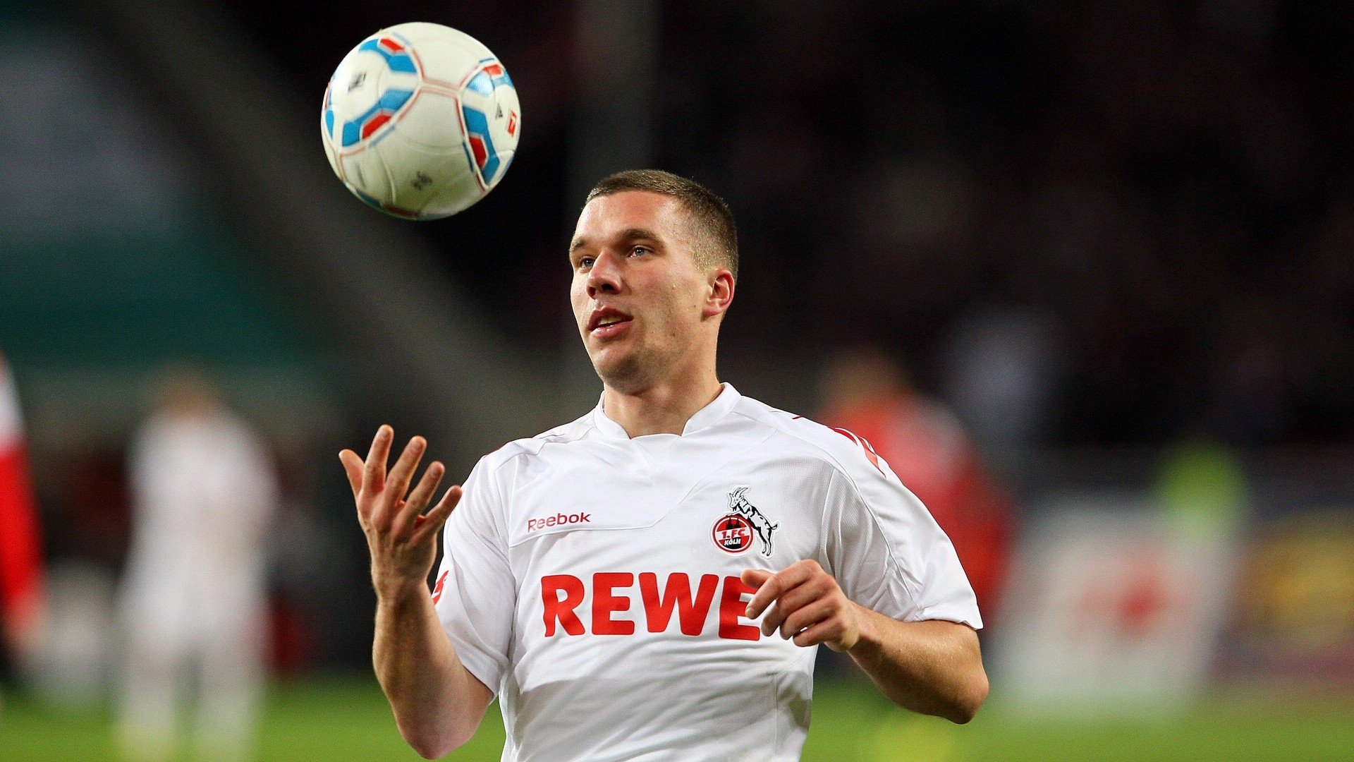 重磅罚单！国际足联宣布对某国足协禁赛两年，涉操纵比赛及腐败丑闻