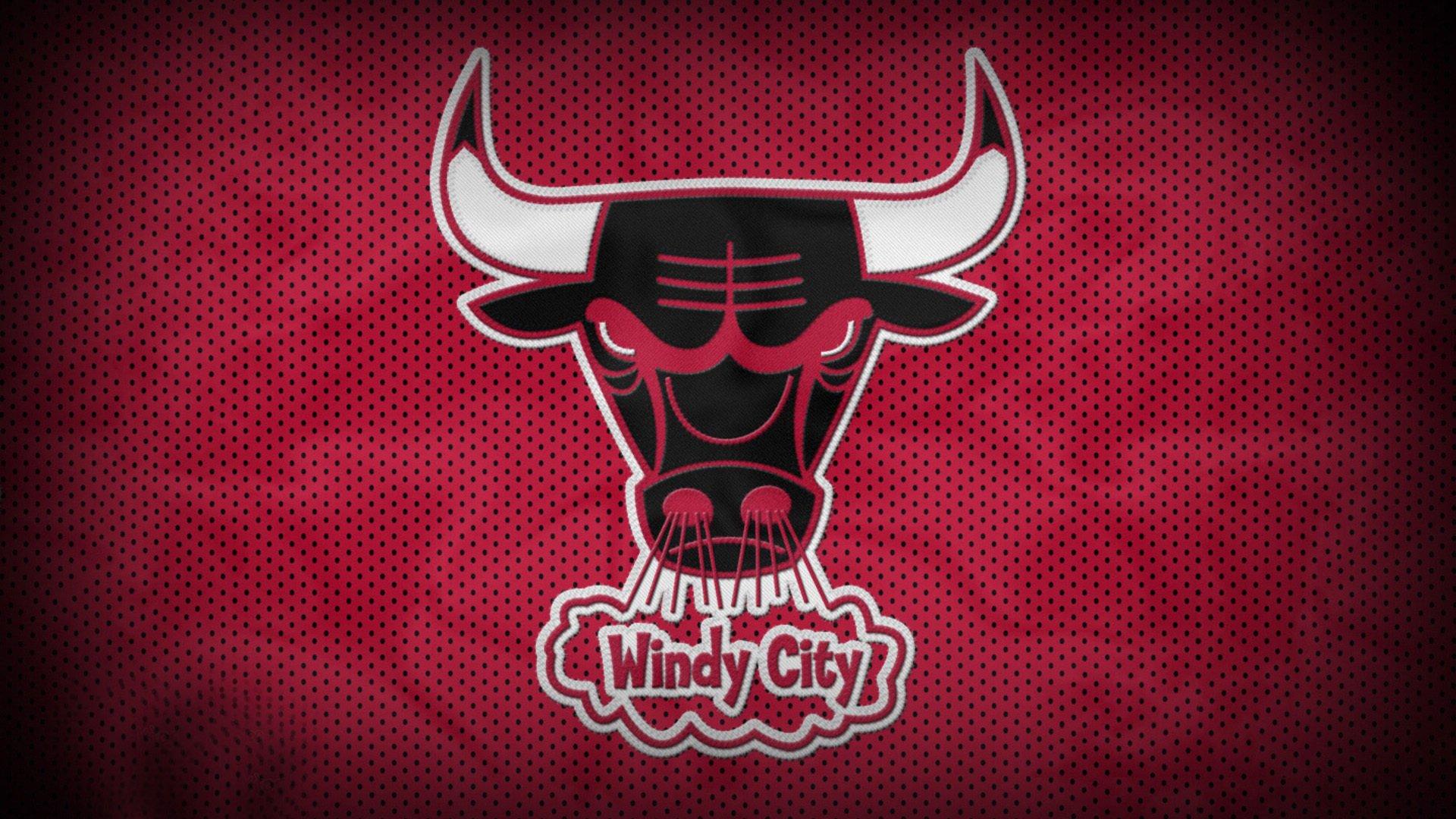 西甲联赛激战正酣,皇马巴萨上演巅峰对决