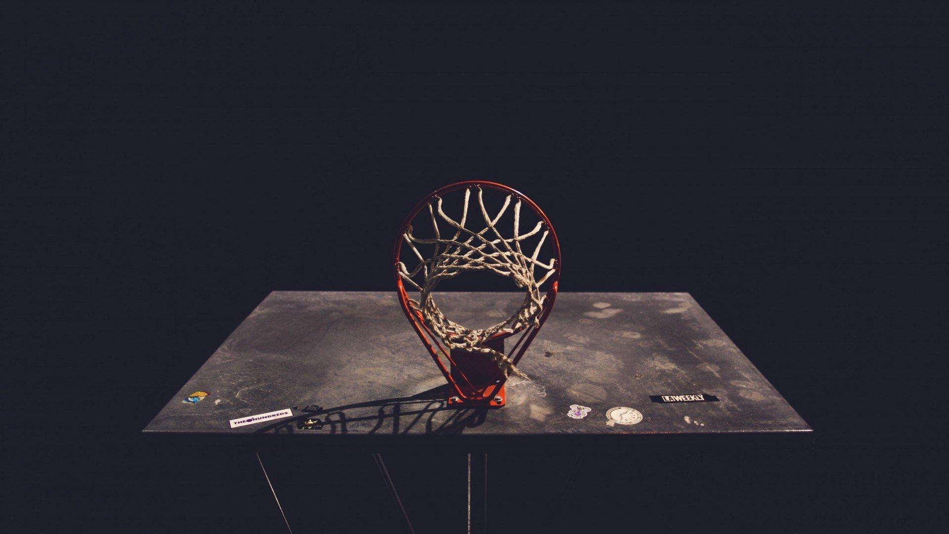 体育经济崛起,全球赛事商业价值突破新高,带动产业链全面升级